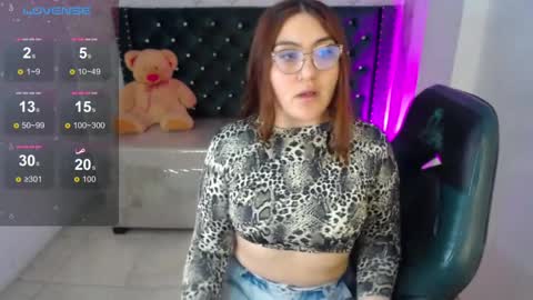Snapshot of diamondfox_m chatting on 04.09.26 Your Diamond online show from 04.09.26