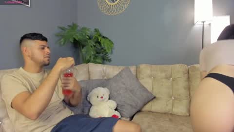 Snapshot of diamondktty chatting on 12.19.25 vanessa online show from 12.19.25