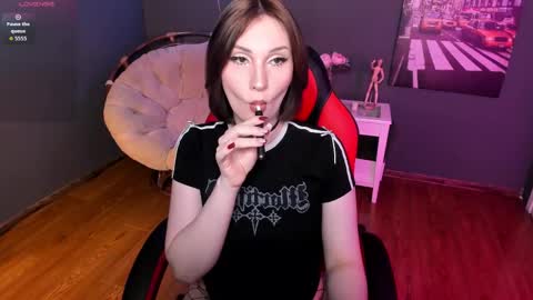 Snapshot of diana__rose chatting on 03.18.26 diana__rose online show from 03.18.26