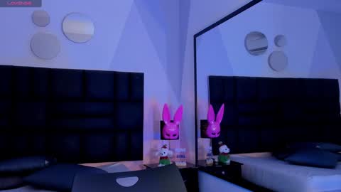 Diana Tamayo online show from 01.03.25