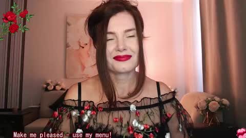 Diana DeLua online show from 10.26.25