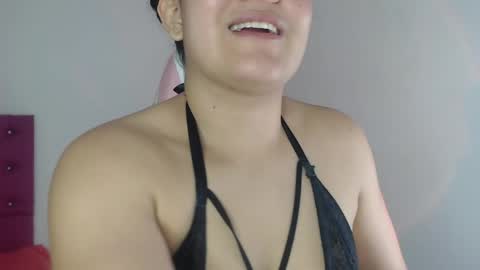 Snapshot of diana_muscle chatting on 05.14.26 diana online show from 05.14.26