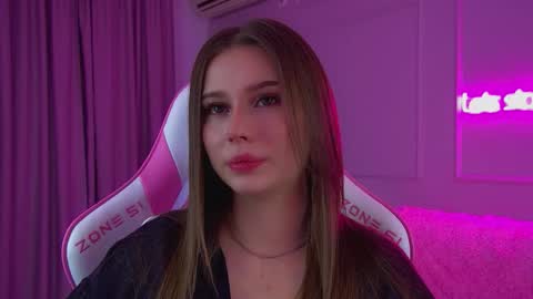 Snapshot of dianabecker chatting on 01.15.26 Diana online show from 01.15.26