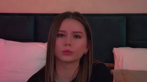 Snapshot of dianabecker chatting on 02.21.26 Diana online show from 02.21.26