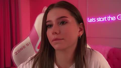 Snapshot of dianabecker chatting on 02.22.26 Diana online show from 02.22.26