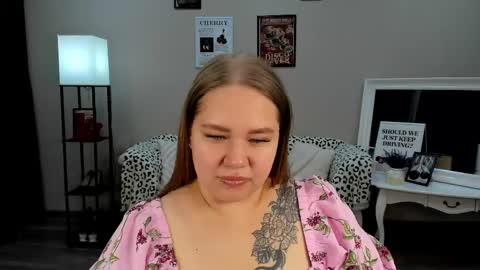 Snapshot of dianakristol chatting on 05.24.26 Diana online show from 05.24.26
