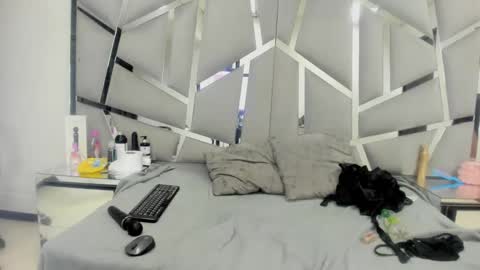 dianarous online show from 01.15.25