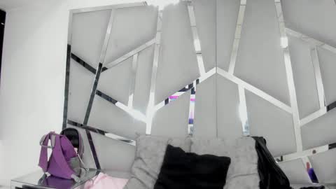 dianarous online show from 02.19.25