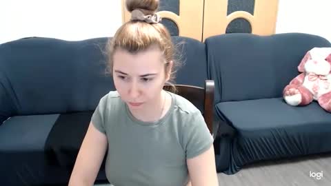 Snapshot of dianasmiey7 chatting on 01.18.25 dianasmiey7 online show from 01.18.25