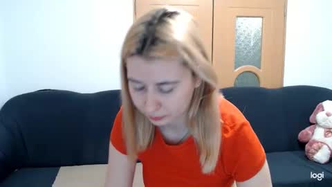 Snapshot of dianasmiey7 chatting on 03.07.25 dianasmiey7 online show from 03.07.25