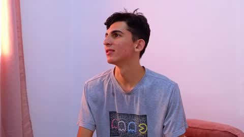 Ana  Leo online show from 01.24.25