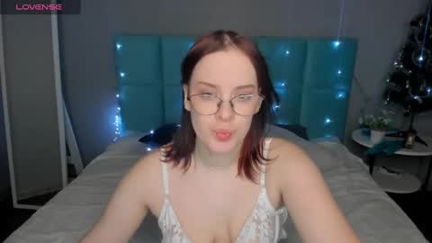 Snapshot of dianne_davis chatting on 01.03.25 Dianne online show from 01.03.25