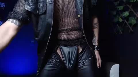 DICAPRIO online show from 10.24.25