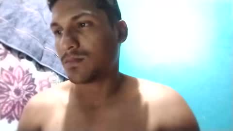 Snapshot of dick774369 chatting on 11.16.25 dick774369 online show from 11.16.25