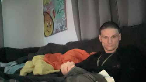 Snapshot of dickabitchdown chatting on 03.17.26 DickABitchDown Alexys real spanishmami online show from 03.17.26