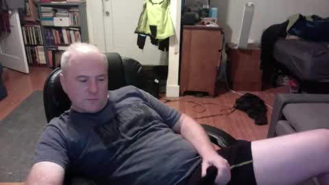 Snapshot of dickflasher5 chatting on 12.30.24 Richard Fleischer online show from 12.30.24