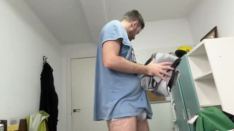 Im Julian  all cum shot videos here    online show from 01.27.25