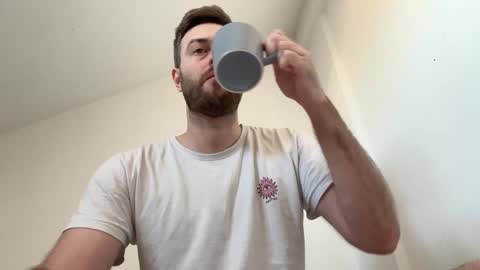 Im Julian  all cum shot videos here    online show from 02.02.25