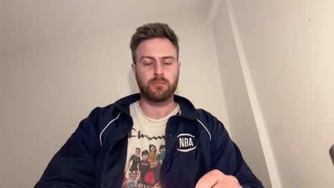 Im Julian  all cum shot videos here    online show from 02.21.25