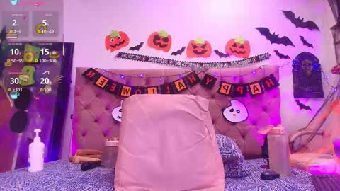 Diane online show from 10.31.25