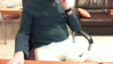 Snapshot of didonc chatting on 05.08.26 didonc from france..... online show from 05.08.26