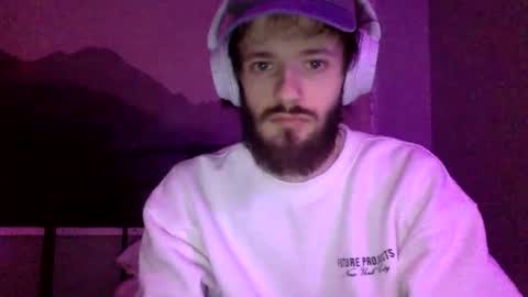 Snapshot of digbicknik chatting on 02.01.25 digbicknik online show from 02.01.25