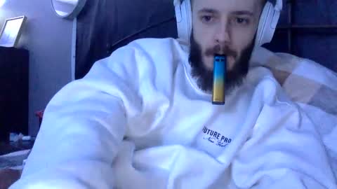 Snapshot of digbicknik chatting on 02.07.25 digbicknik online show from 02.07.25