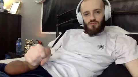 Snapshot of digbicknik chatting on 02.09.25 digbicknik online show from 02.09.25