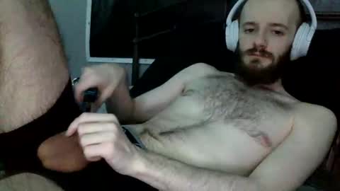 Snapshot of digbicknik chatting on 03.04.25 digbicknik online show from 03.04.25