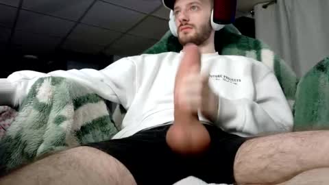 Snapshot of digbicknik chatting on 09.24.25 digbicknik online show from 09.24.25