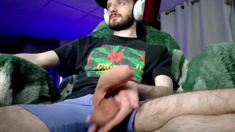 Snapshot of digbicknik chatting on 10.12.25 digbicknik online show from 10.12.25