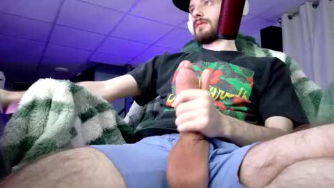 Snapshot of digbicknik chatting on 10.18.25 digbicknik online show from 10.18.25