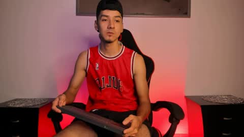 Snapshot of dilan_ar5 chatting on 05.14.26 DILAN online show from 05.14.26