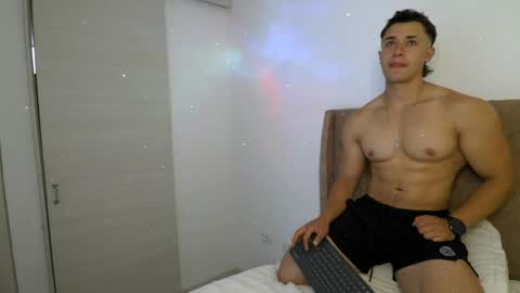 Dilan Coy online show from 04.07.26