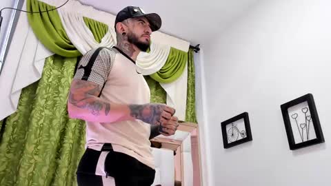 dilan_scootk_ online show from 03.02.25