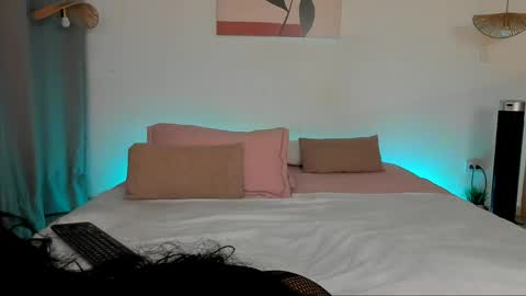 Dilarahkesh  online show from 04.04.26