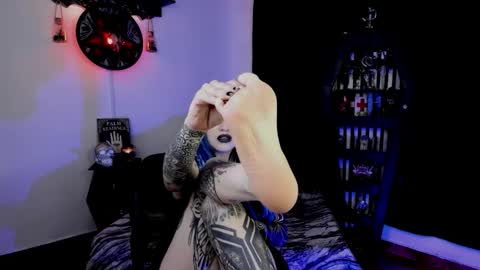 dimmuanddarkness online show from 12.04.25