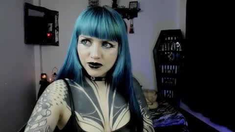 Snapshot of dimmuanddarkness chatting on 02.18.26 dimmuanddarkness online show from 02.18.26