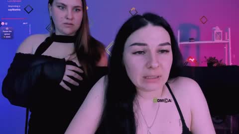Snapshot of dina_bloom chatting on 05.28.26 dina_bloom online show from 05.28.26