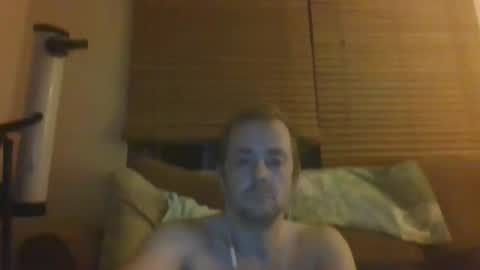 Snapshot of dingleberryjonesmagee chatting on 04.16.26 dingleberryjonesmagee online show from 04.16.26