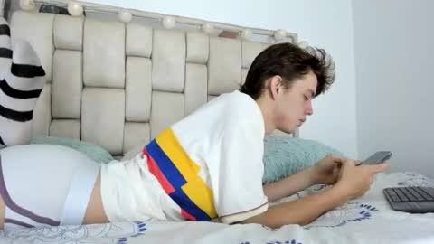 Snapshot of dioniso_69 chatting on 10.13.25 apollo online show from 10.13.25