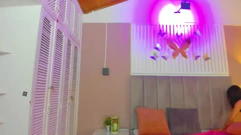 Cristal  online show from 01.19.25