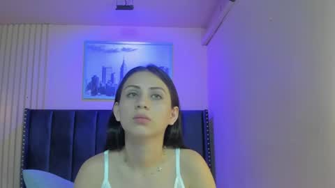 Snapshot of diosa_cristal chatting on 05.20.26 Cristal online show from 05.20.26