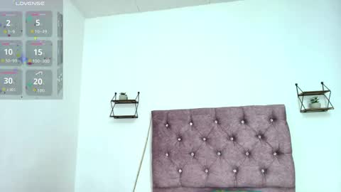 Cristal Independent model online show from 04.08.26