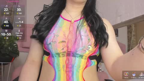 Snapshot of diosaa_golden chatting on 01.29.25 DIOSA online show from 01.29.25