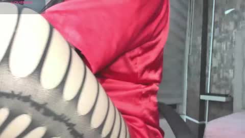 Snapshot of diosaa_golden chatting on 02.09.25 DIOSA online show from 02.09.25