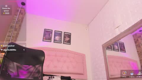 Snapshot of diosaa_golden chatting on 02.26.25 DIOSA online show from 02.26.25