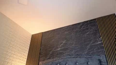 Snapshot of diosaa_golden chatting on 09.09.25 DIOSA online show from 09.09.25