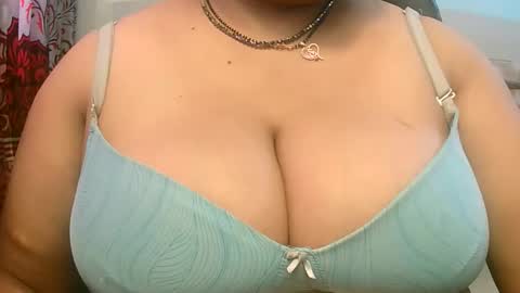 dipa2345 online show from 10.13.25