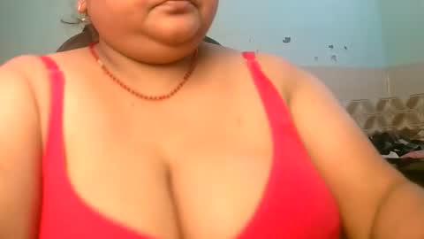 Snapshot of dipa2345 chatting on 04.28.26 dipa2345 online show from 04.28.26